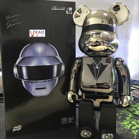 Mô Hình Nhân Vật Bearbrick × Daft Punk - Thomas Bangalter & Homem-Christo 400% 28cm