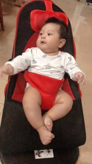 Ghế nhún cho bé