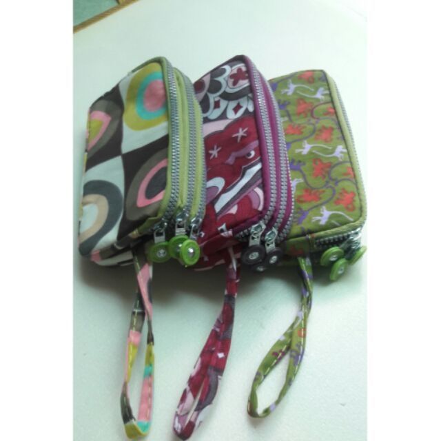 Ví đựng tiền và điện thoại tiện dụng tặng bạn bè