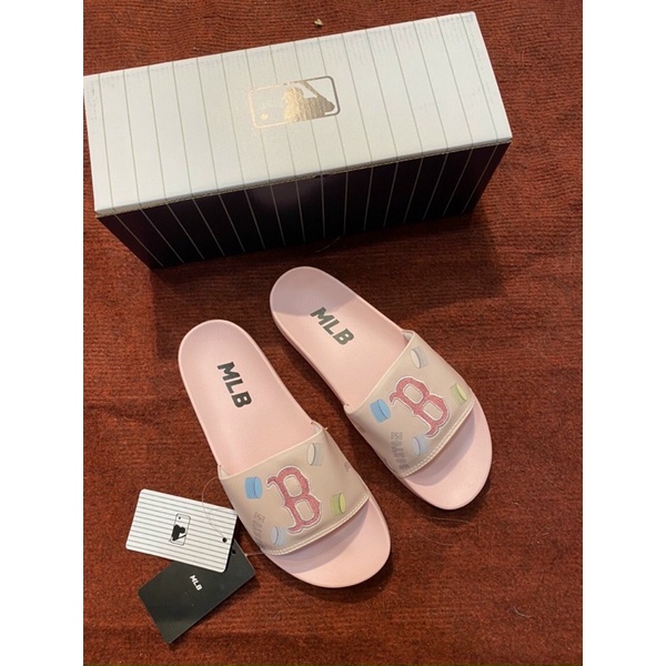 Dép MLB hồng siêu xinh