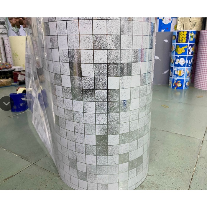 Giấy dán bép tráng nhôm màu bạc trắng khổ 45cm keo sẵn