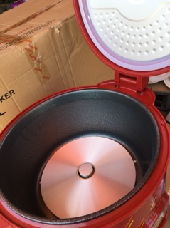 Nồi cơm điện to 14L.