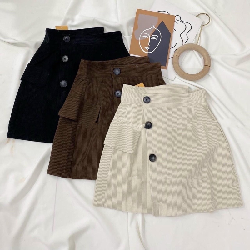 Chân váy nhung tăm vạt lệch cúc to - Xưởng May Hạnh Hồng | BigBuy360 - bigbuy360.vn