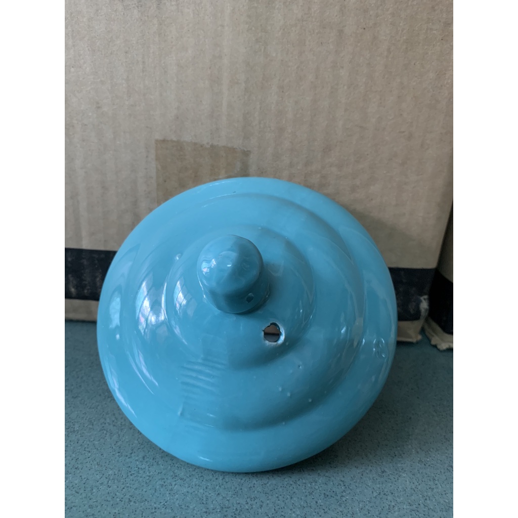 Nắp ấm của ấm sắc thuốc