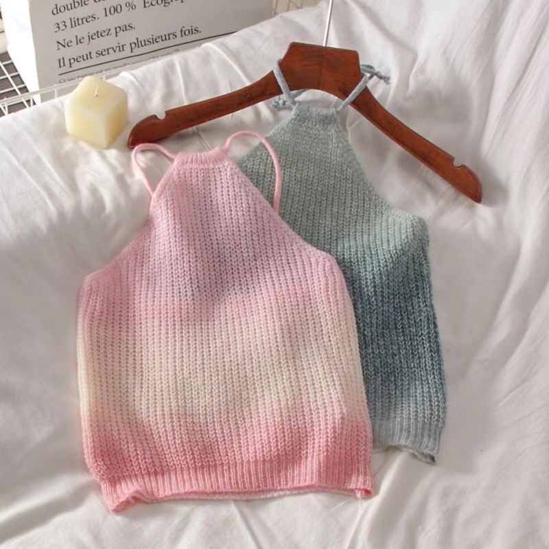Yếm len loang màu pastel