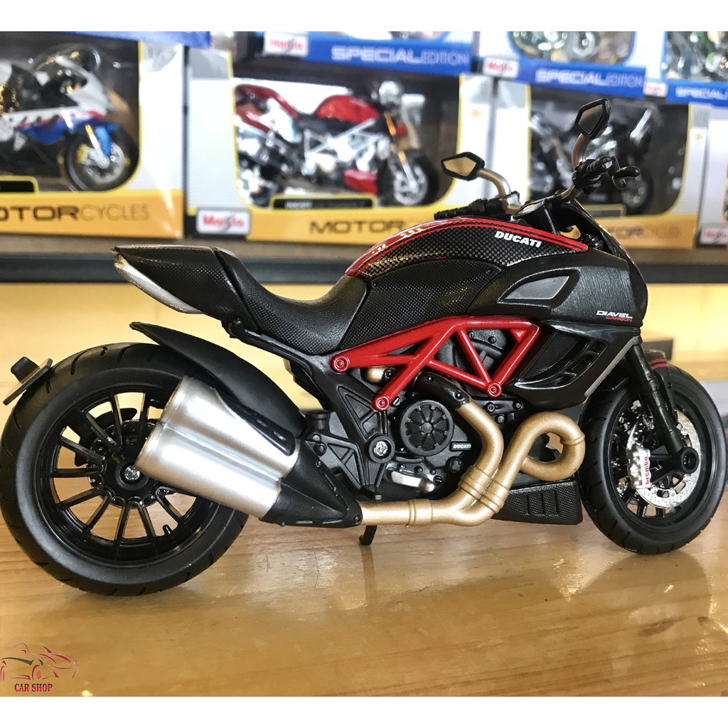 Xe mô hình mô tô DUCATI DIAVEL CARBON Tỉ Lệ 1:12 hãng Maisto