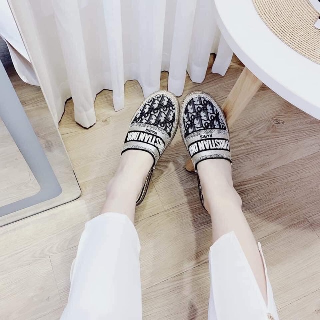 Sục Nữ Đế Bệt Thổ Cẩm Cực Đẹp Có Video Ảnh Thật | BigBuy360 - bigbuy360.vn