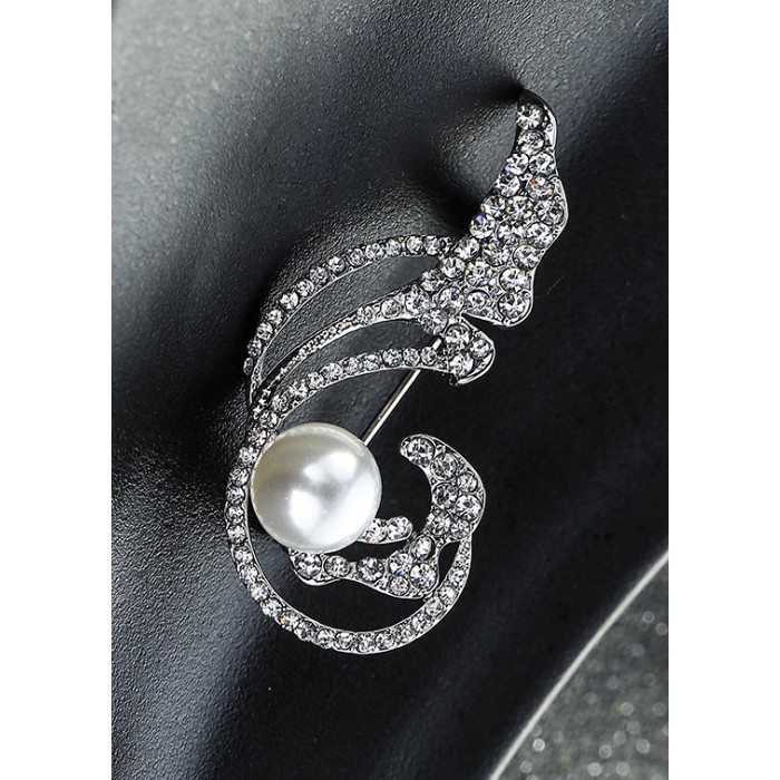 Cài áo thời trang hình khóa Sol đính đá GC70