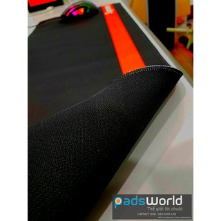 Lót chuột Supreme đỏ đen lỗi nhẹ