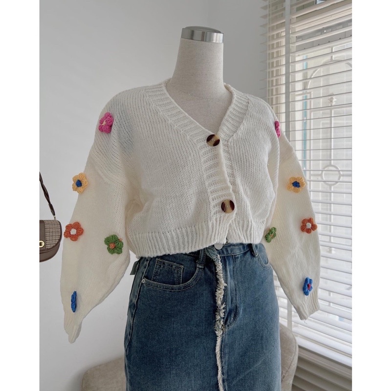 ÁO KHOÁC CADIGAN DÁNG CROPTOP THÊU HOA NỔI SIÊU XINH