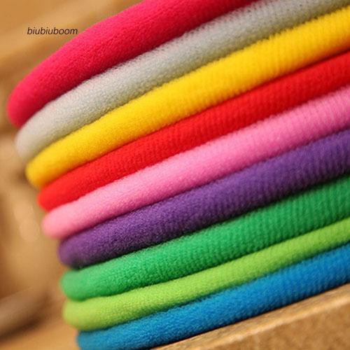 Bộ miếng lót bồn cầu màu trơn dùng để trang trí nội thất