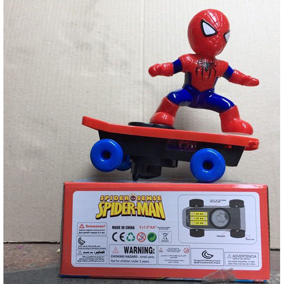 Đồ chơi người nhện trượt ván spider man