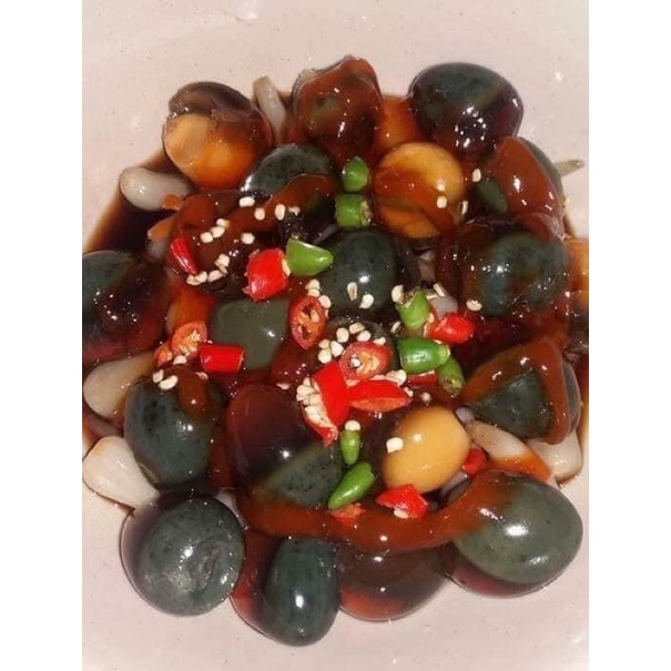 50 trứng cút bắc thảo