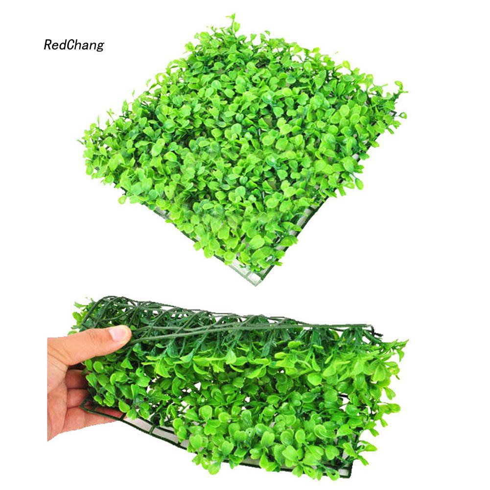 Bãi cỏ nhân tạo chất liệu nhựa dùng trang trí bể cả đẹp mắt