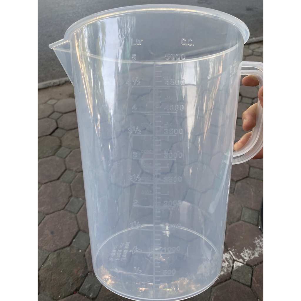 Ca Nhựa Đong 5000 ml Có Vạch Chia, Quai Cầm