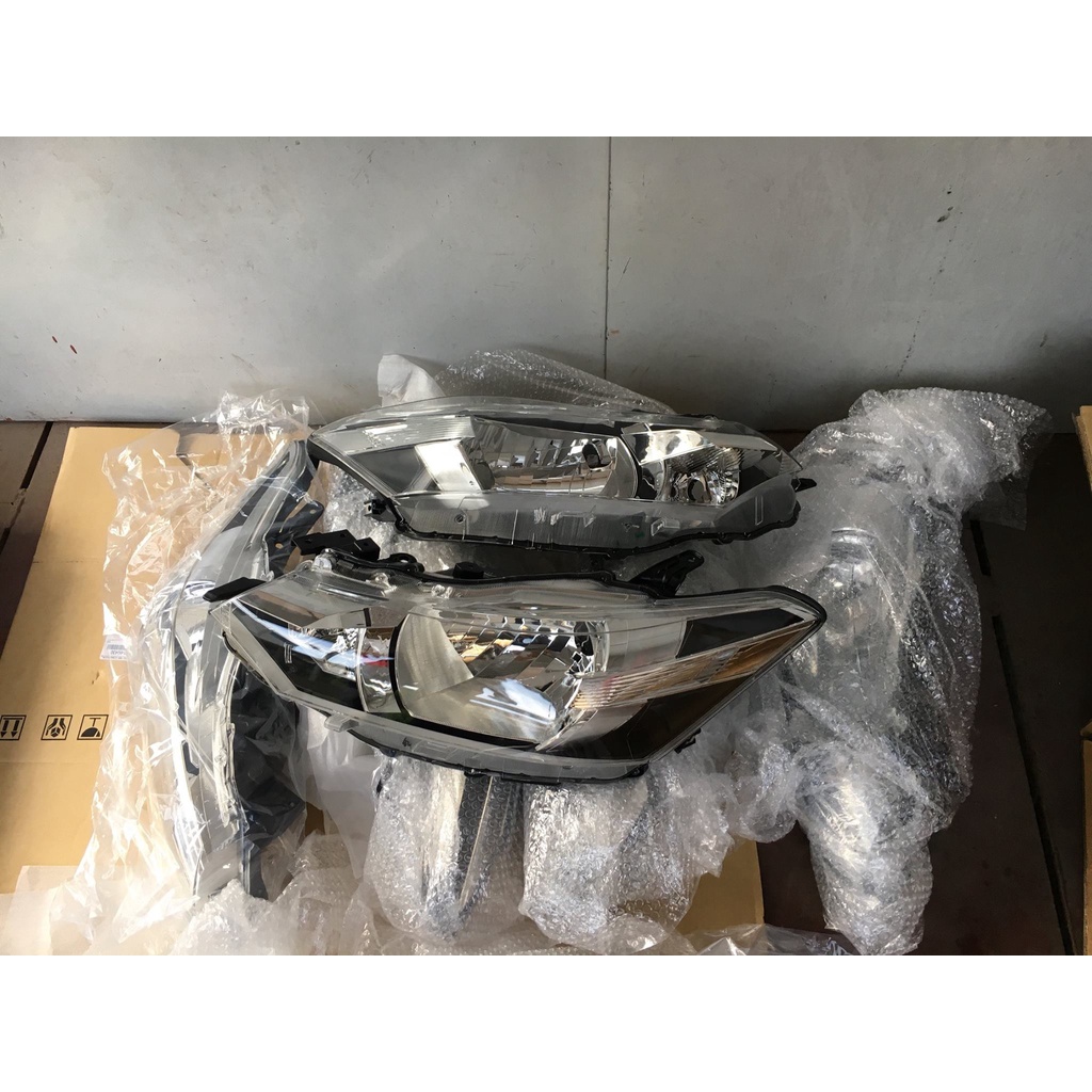 Đèn pha Toyota Vios 2014-2018 không bi xenon chính hãng | 81170-0D591