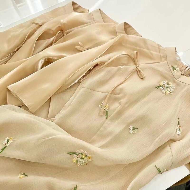 Áo Dài Bốn Tà Voan Thêu Cao Cấp Cúc Chi