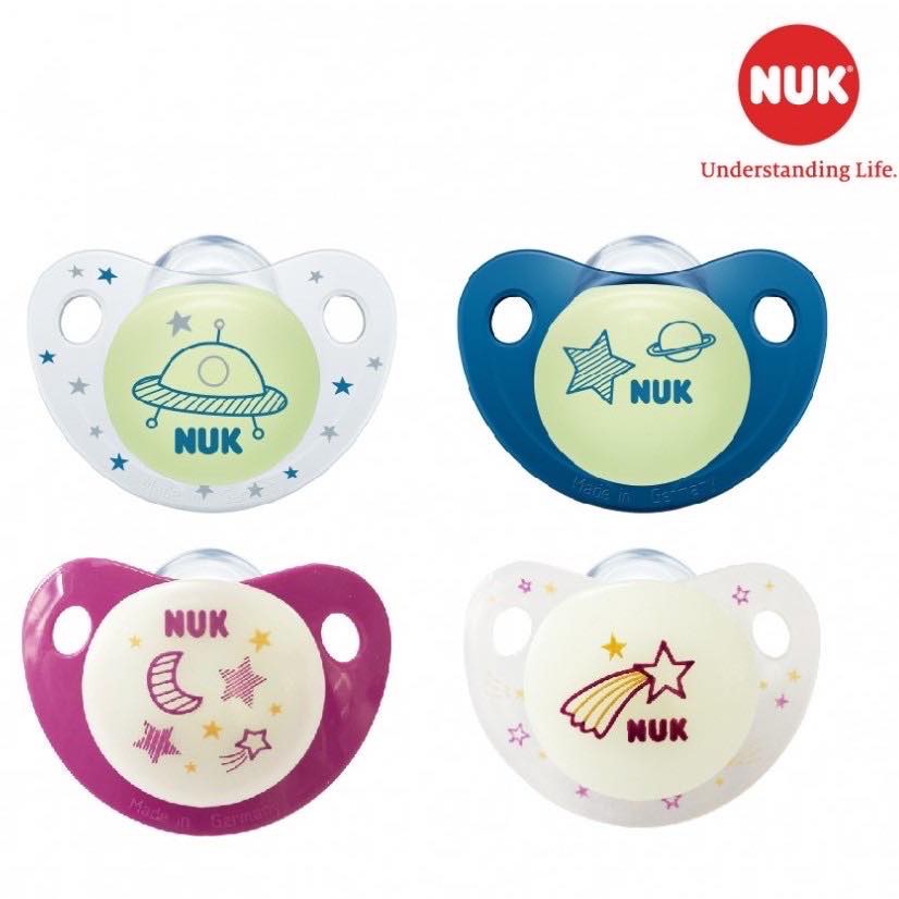 Bộ 2 ti giả NUK Night/Day silicone 0-6, 6-18m