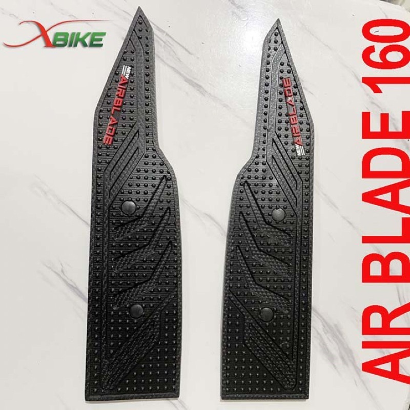 THẢM CAO SU GÁC CHÂN AIR BLADE 160 2023
