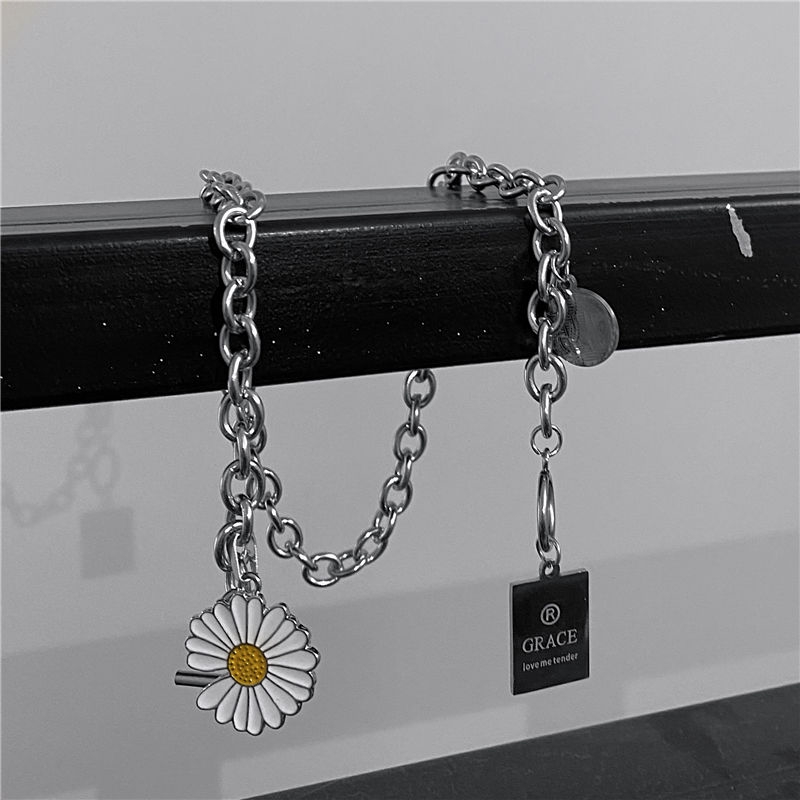 Dây Chuyền Thép Titan Mặt Hoa Cúc Xinh Xắn 228501Phụ Kiện Trang Trí Phong Cách Hip Hop Cá Tính Dành Cho Nam Và Nữ