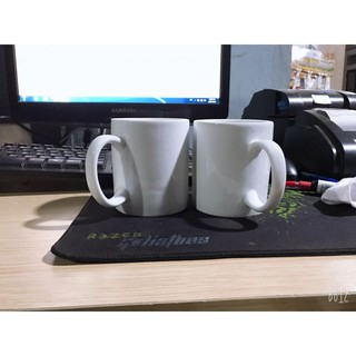 Cốc sứ trắng có quai
