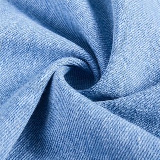 Quần jeans bò xuông suông