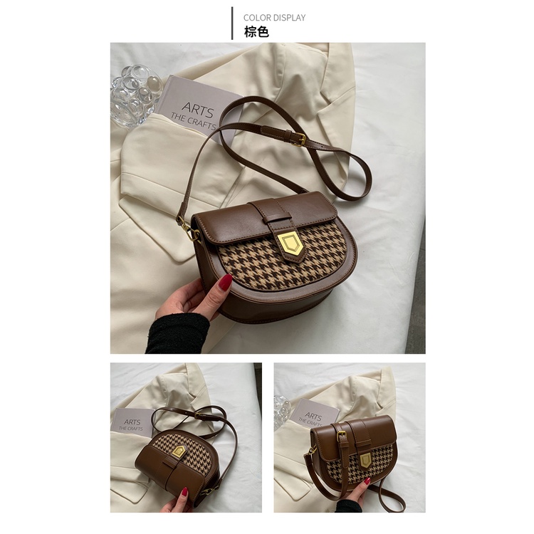 Túi nữ họa tiết kẻ khóa vuông- MA315