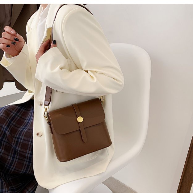 TÚI ĐEO CHÉO RETRO 6779(X0519)