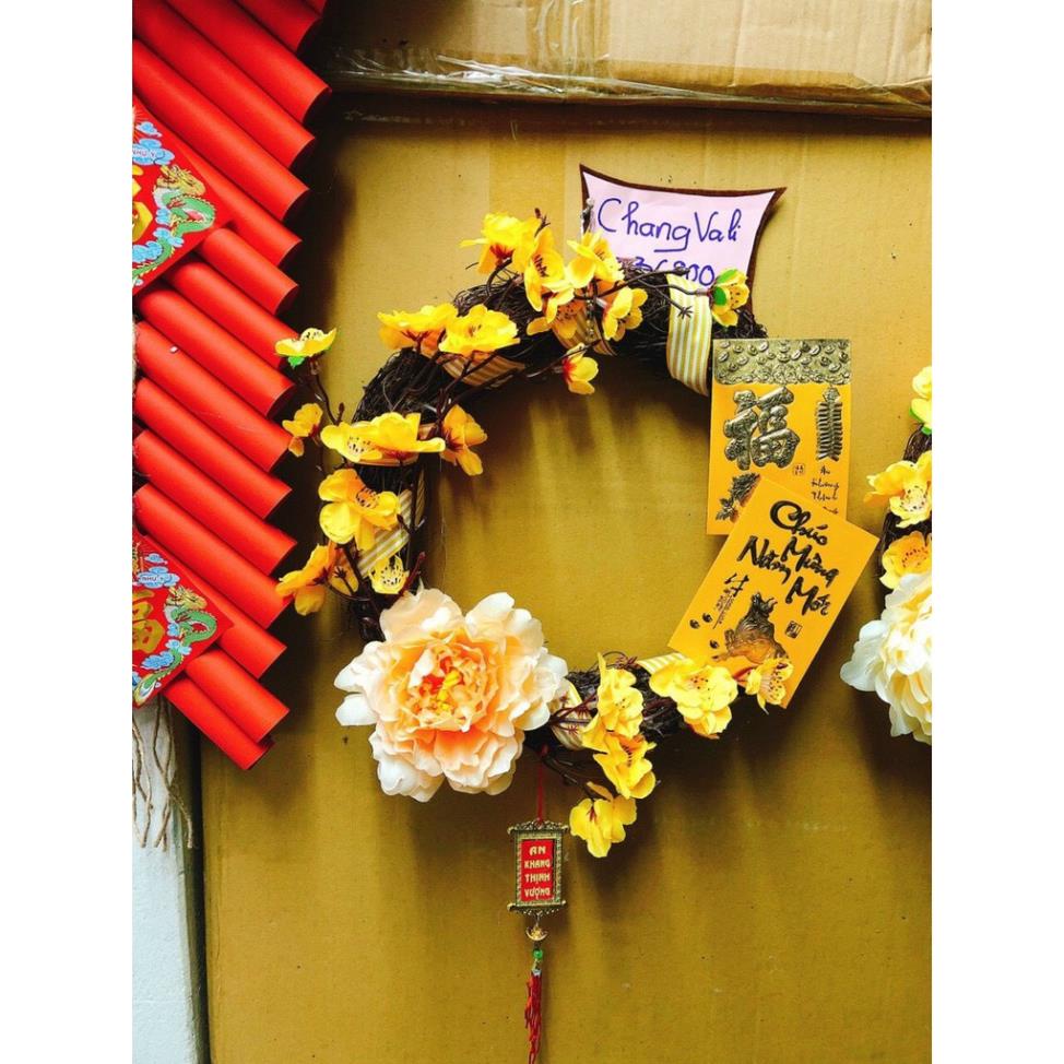 Vòng hoa mai, hoa đào, lì xì trang trí tết 2022