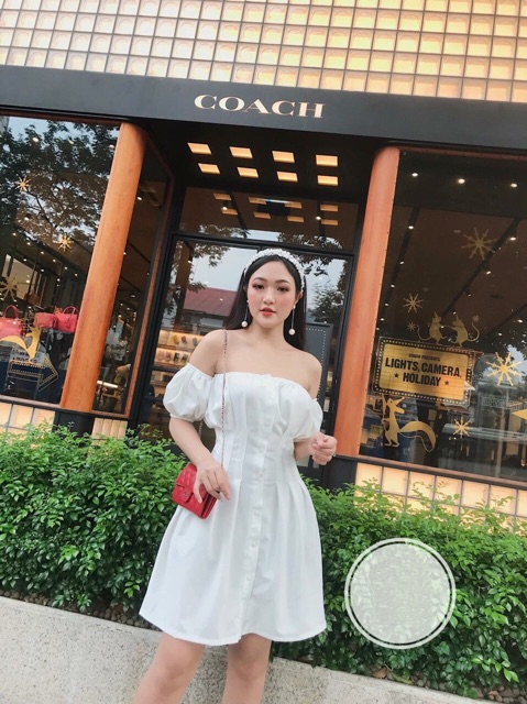 Đầm trắng bệt vai li eo dáng xòe xt