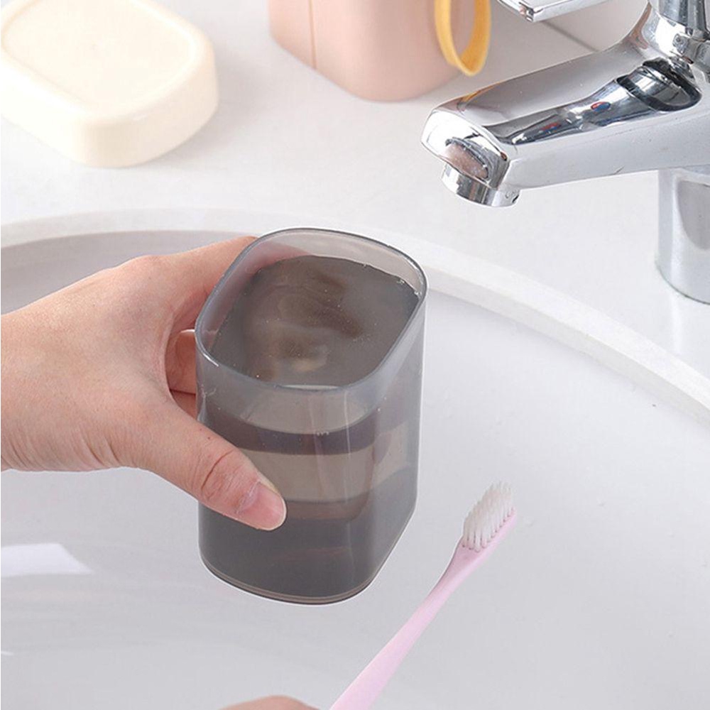 Hộp Đựng Bàn Chải Đánh Răng Tiện Lợi
