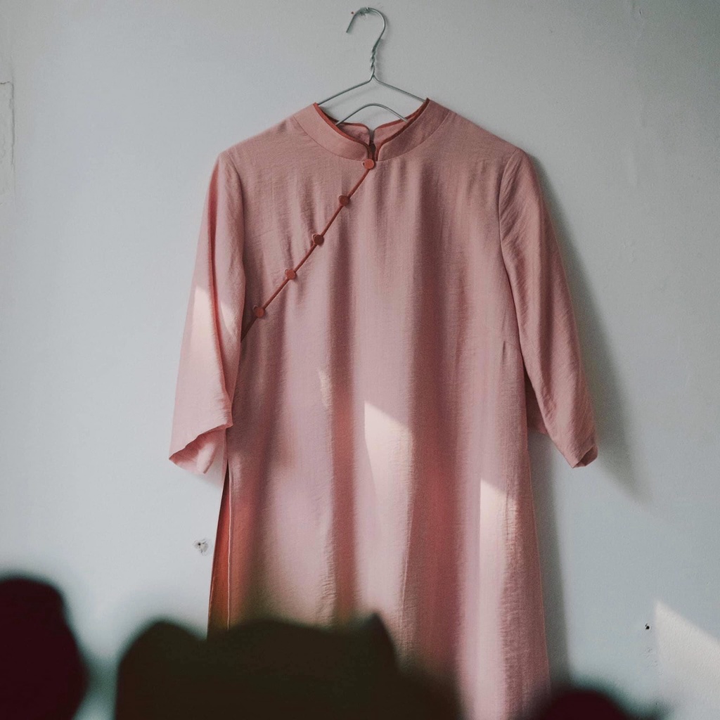 Áo dài cách tân_áo dài cách tân dáng xưa _áo cách tân dáng suông trơn 4 tà