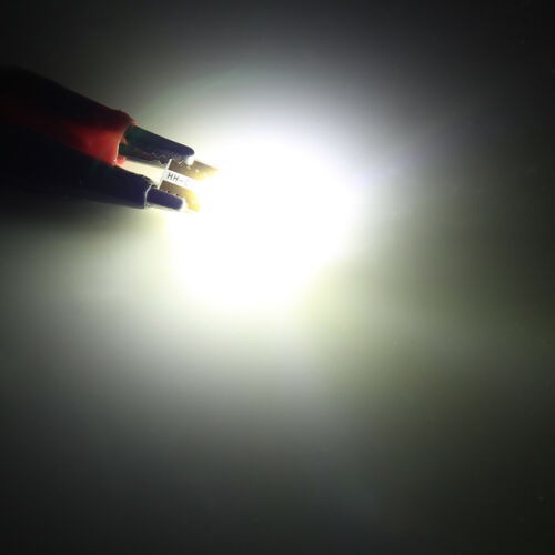 UNI-SHINE Đèn Led Tín Hiệu Rẽ Cho Xe Hơi / Mô Tô T10 4smd 168 W5W