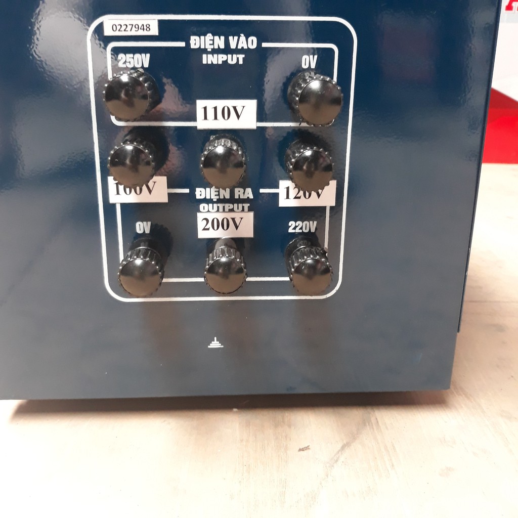 Biến Áp Cách Ly 3KVA 3KW 220V/ 200V/ 120V/ 110V/ 100V Chống Giật