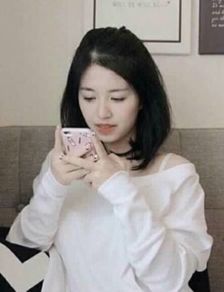Áo lệch vai