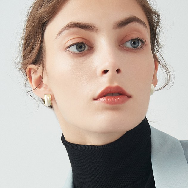 Khuyên tai kẹp không bấm lỗ chốt cố định K212 bằng hợp kim mạ vàng hình chữ C dáng ngắn Leous Accessories