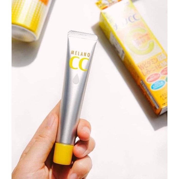 Serum Melano CC Vitamin C, E ngừa mụn và dưỡng trắng