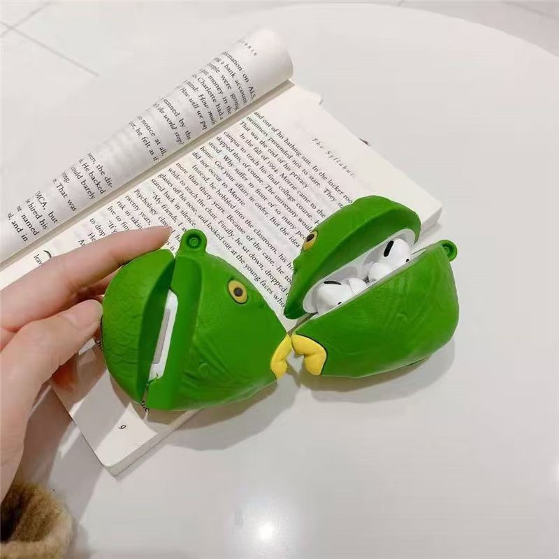 Fish Vỏ Đựng Bảo Vệ Hộp Sạc Tai Nghe Airpods 1 / 2 Hình Chú Cá Ngộ Nghĩnh