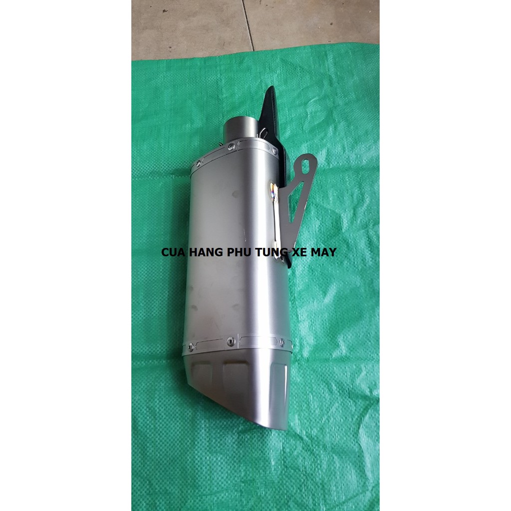 Pô AKRAPOVIC R1 NHẬP - chưa kèm cổ
