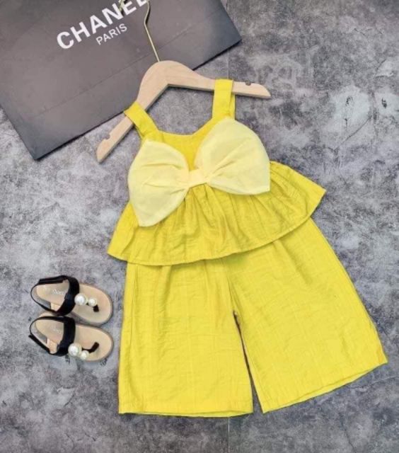 Combo Bộ  Đũi  bé  gái 575.000đ