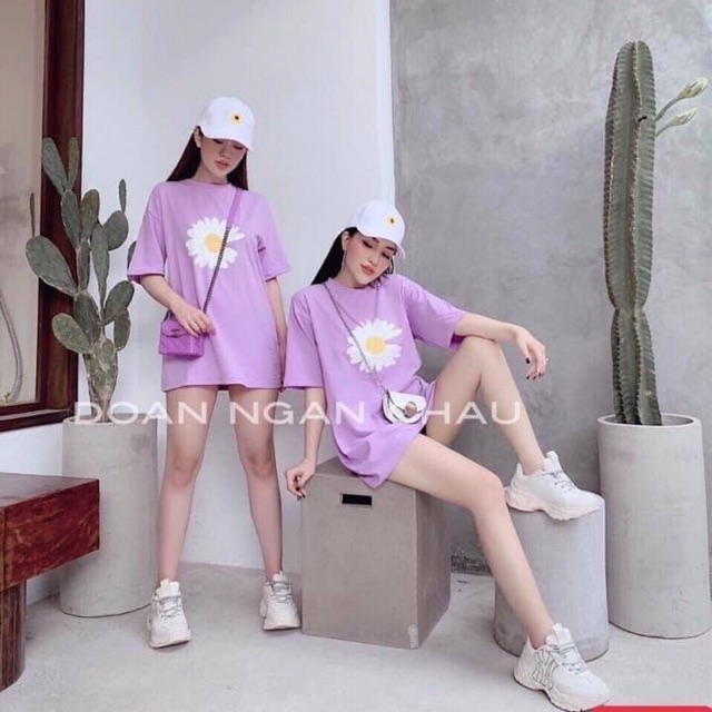 Phông hoa cúc mất cánh in ngực CON555