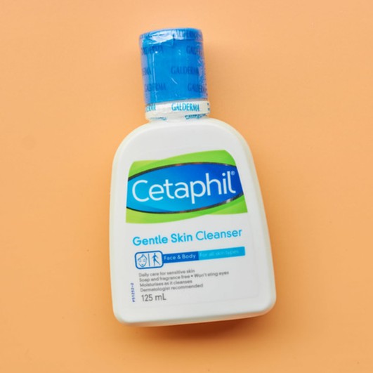 Sữa rửa mặt Cetaphil Gentle Skin Cleanser cho da nhạy cảm