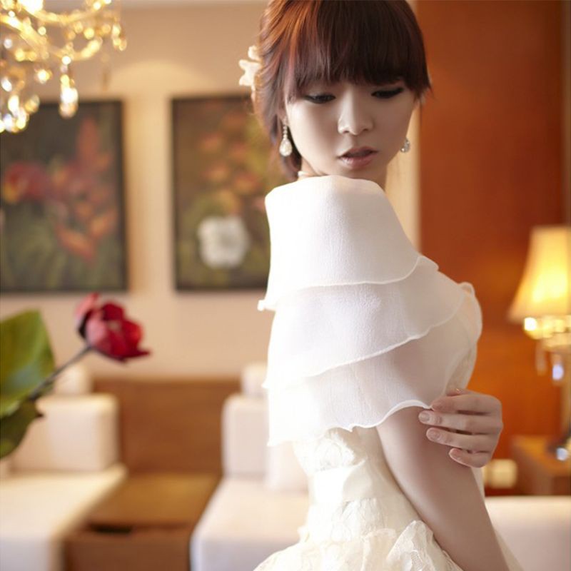 Khăn choàng trang trí xếp tầng mỏng xuyên thấu đính đá xinh xắn cho cô dâu