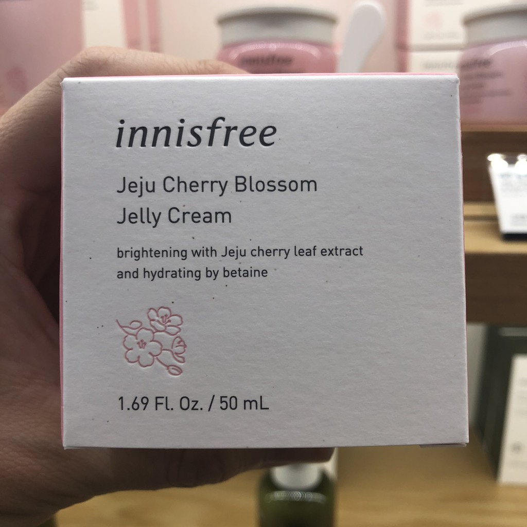Kem dưỡng ẩm sáng da từ hoa anh đào Innisfree Jeju Cherry Blossom Jelly Cream 50ml