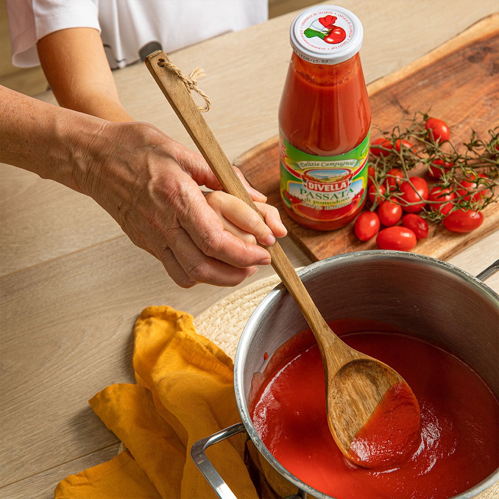 Sốt Cà Chua Passata di Pomodoro DIVELLA chai 680g chuyên làm sốt mì Ý sốt pizza sốt cà chua