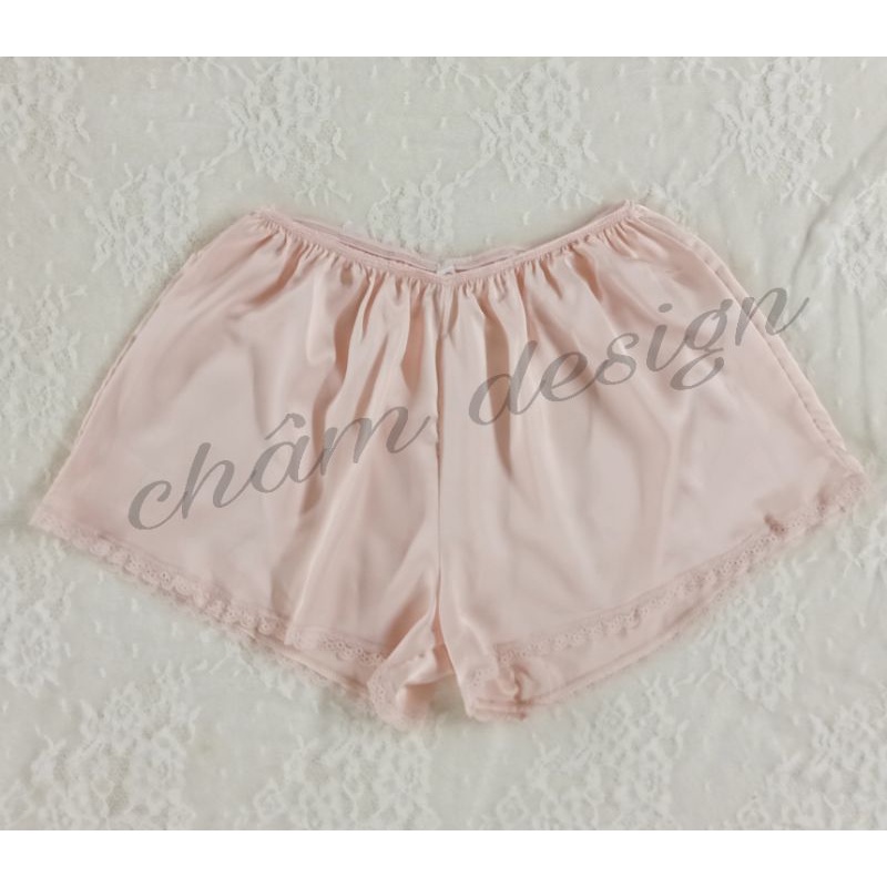 Quần đùi lụa satin , hàng thiết kế độc quyền tại shop