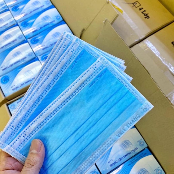 Khẩu trang y tế 4 lớp , khẩu trang kháng khuẩn CỬU LONG , hàng chính hãng bộ y tế khuyên dùng ( hộp 50 cái) Shop 22 | BigBuy360 - bigbuy360.vn