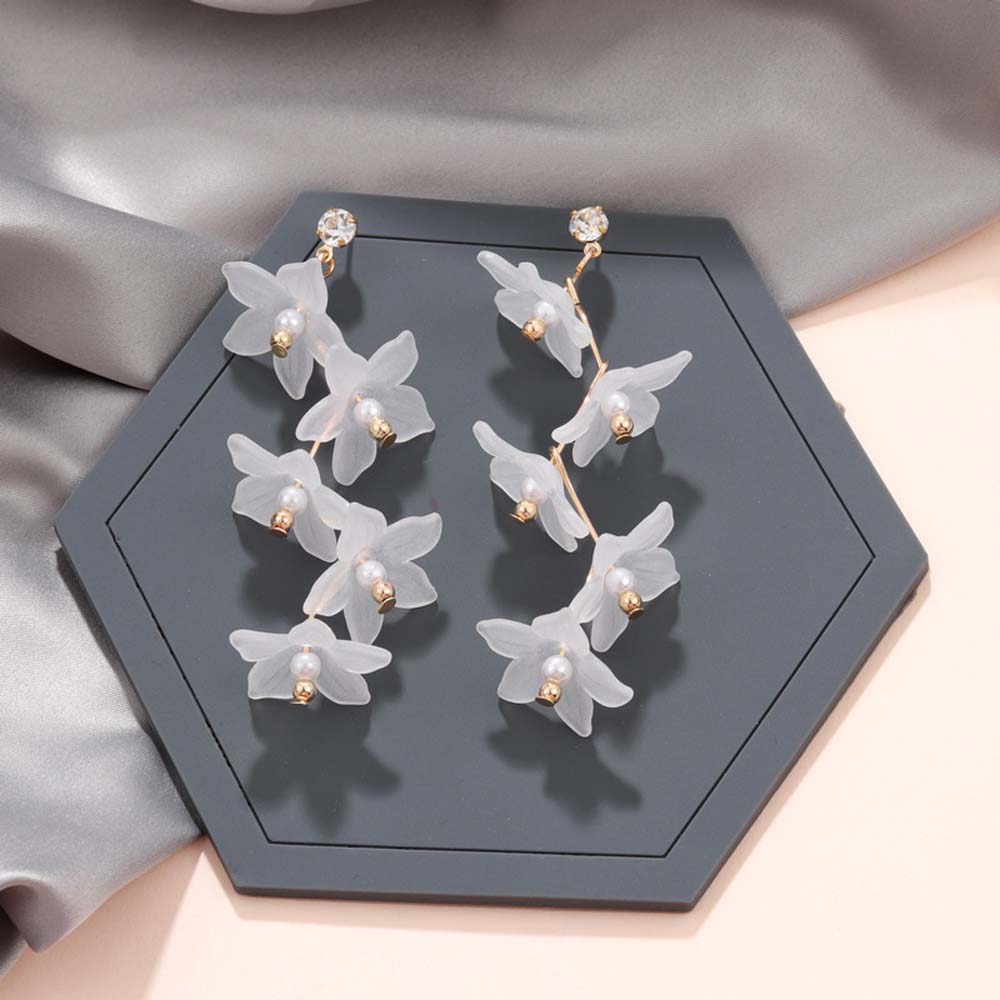 Trang sức đôi bông tai hình bông hoa Arcylic dễ thương bắt mắt cho nữ