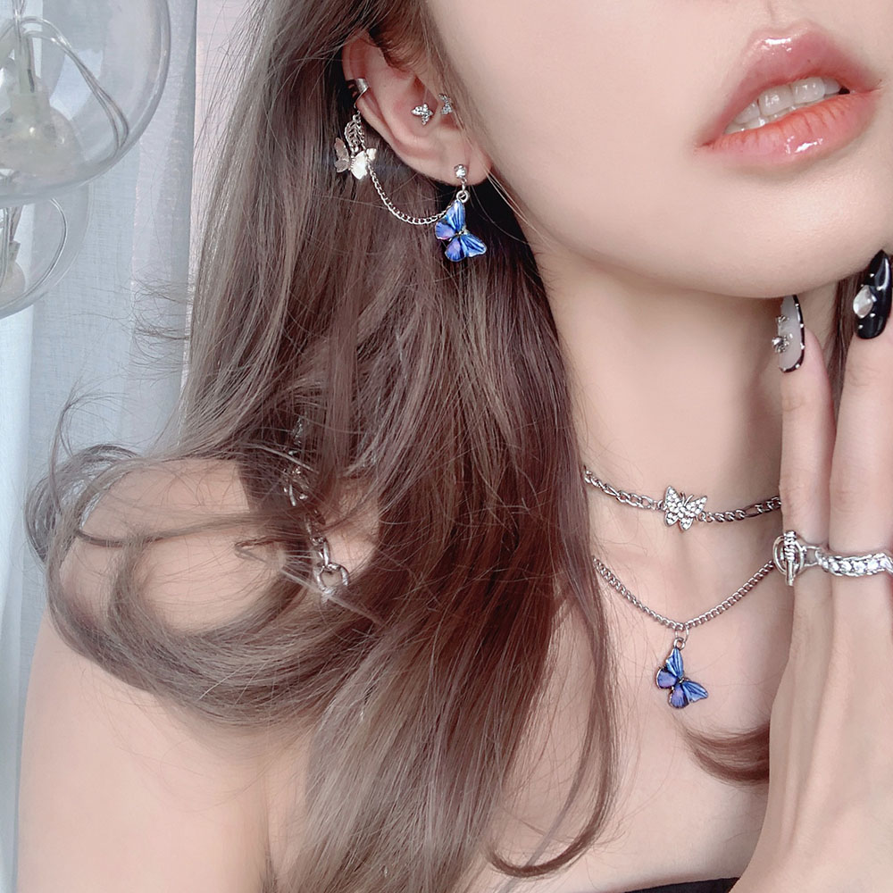 Khuyên tai hình bướm ba chiều có vòng dây tua rua thiết kế độc đáo YR