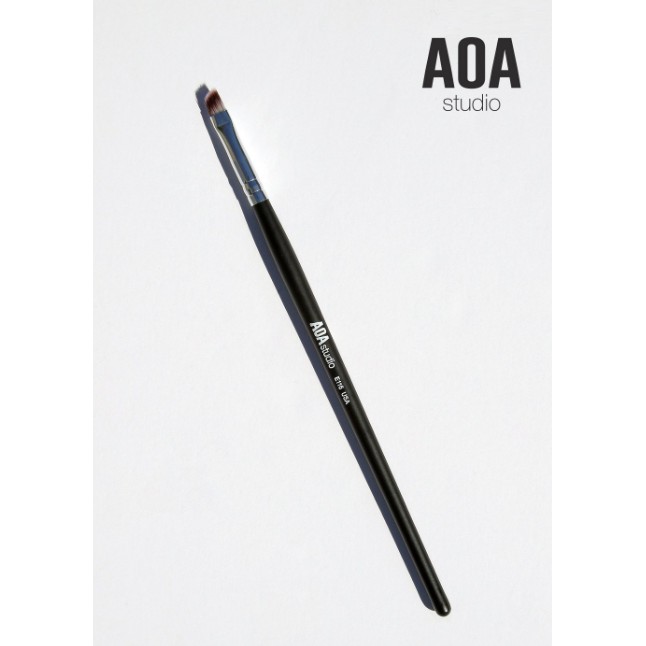 Cọ kẻ mắt eyeliner E116 AOA